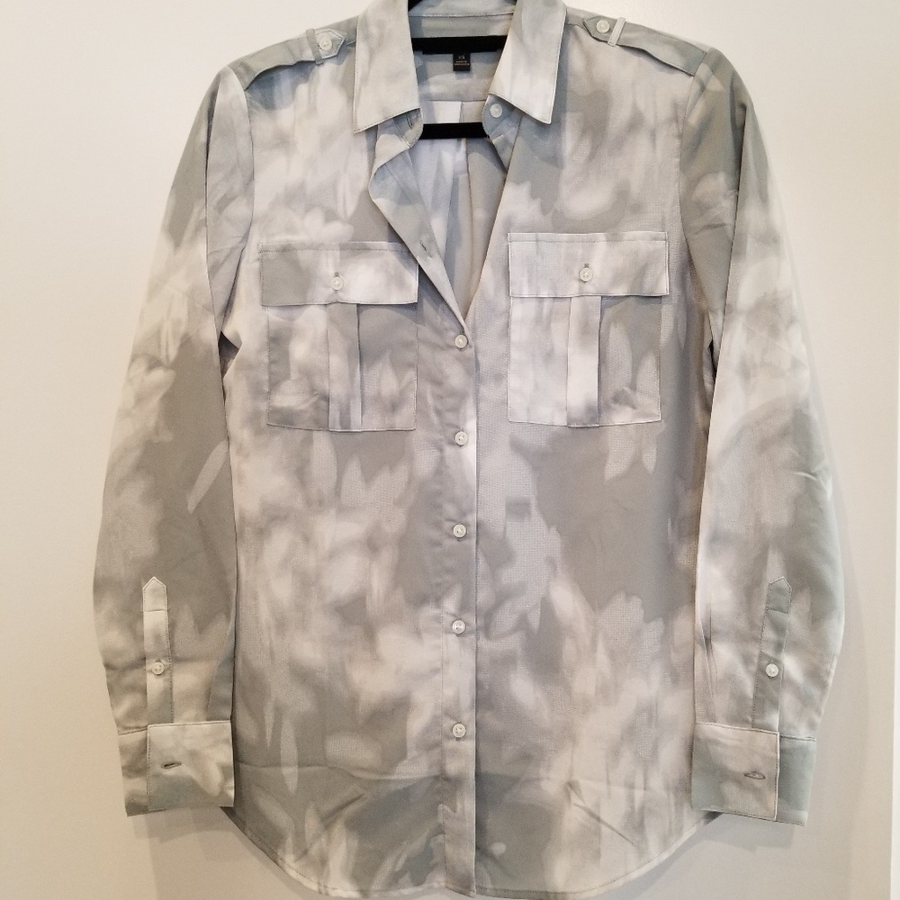 Banana Republic button down blouse